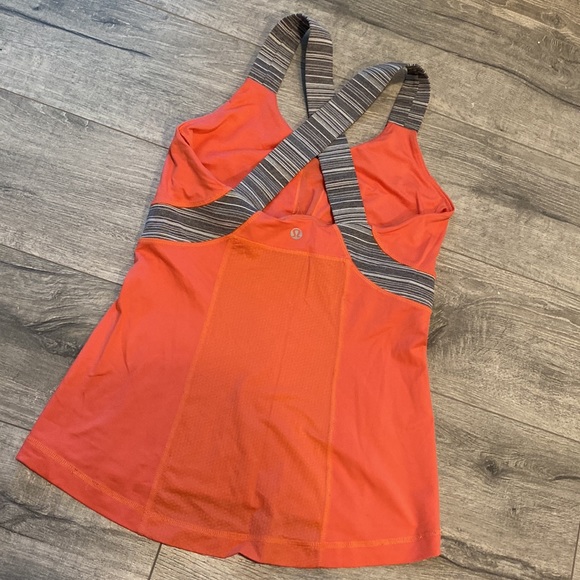 Lululemon Cross Strap Tank Top - Picture 2 of 3